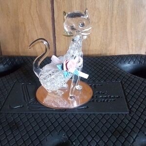 Elegant Glass Cat Figurine with Floral Accent